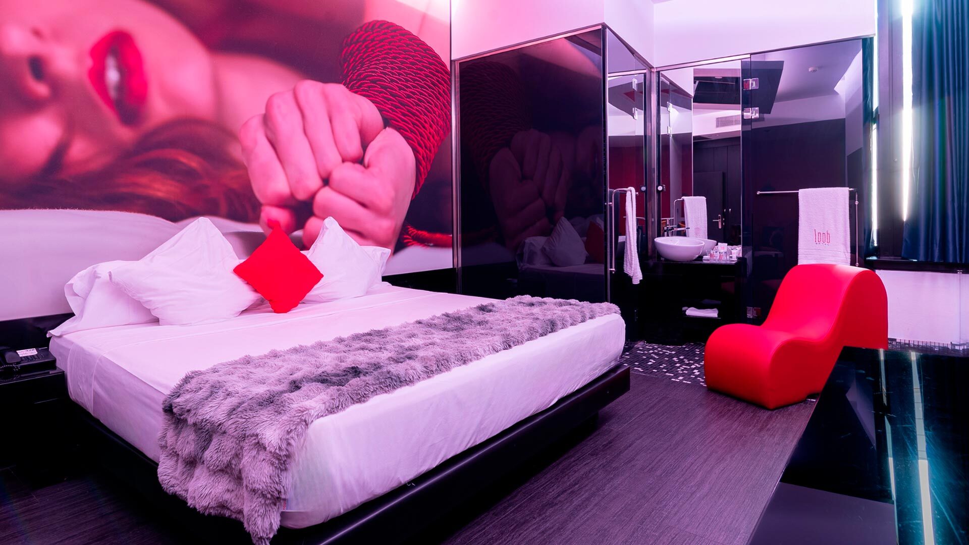 varwwwvhostsaviratodesign.comloob.aviratodesign.comwp contentuploads23 1.jpg