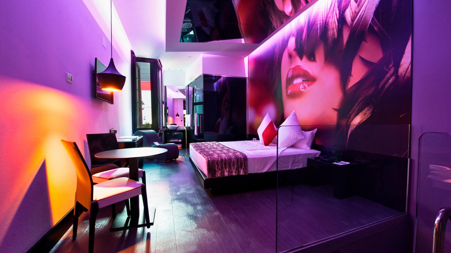 varwwwvhostsaviratodesign.comloob.aviratodesign.comwp contentuploads5 1.jpg